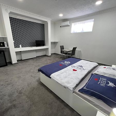 Adel Apartman Kisujszallas Экстерьер фото