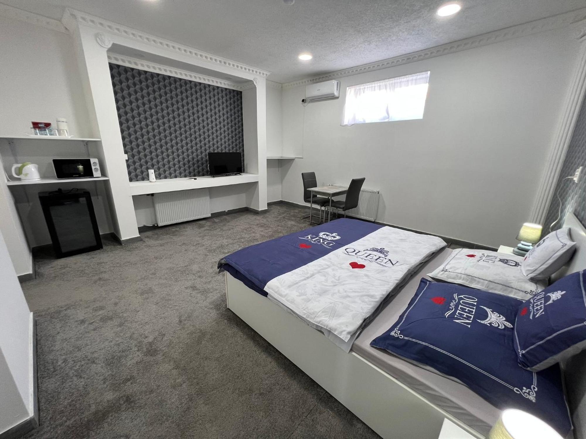 Adel Apartman Kisujszallas Экстерьер фото